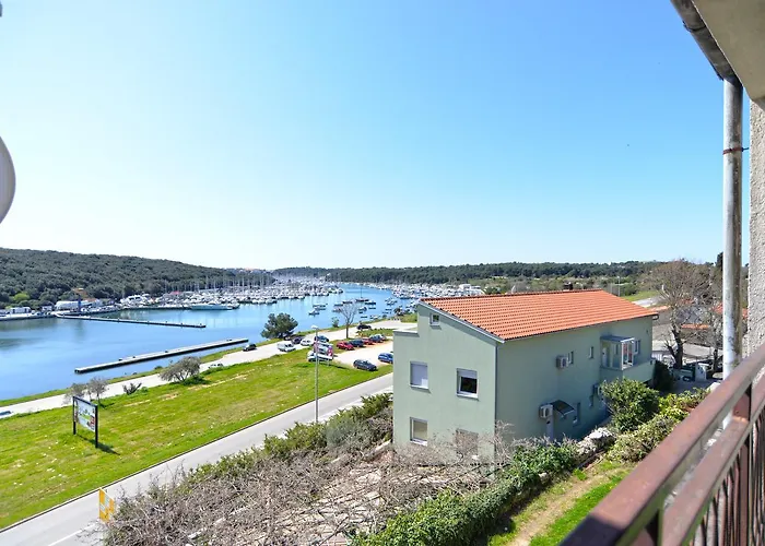 Franko 1586 아파트