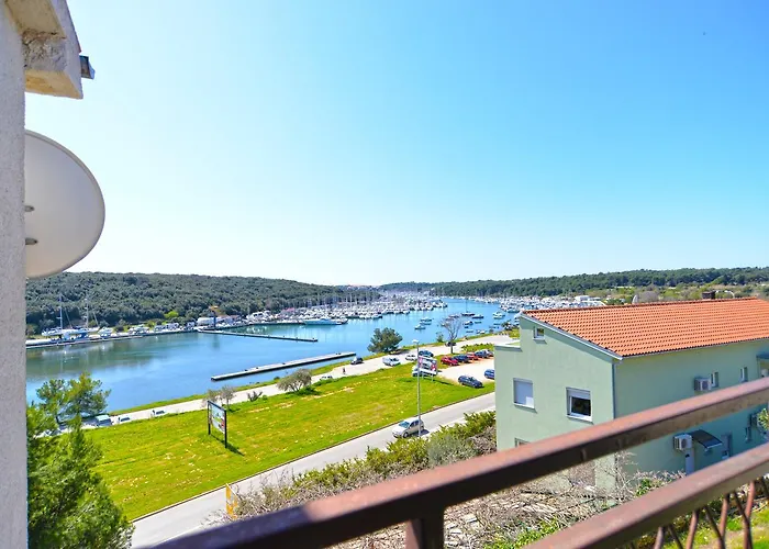 Apartman Franko 1586 *